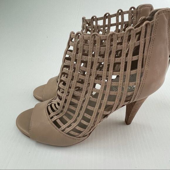 Vince Camuto Atina peep toe woven heeled booties back zip closure stacked heel - Picture 3 of 10